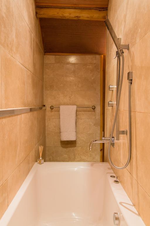 Pinetum Lodge Gloucester Chambre photo